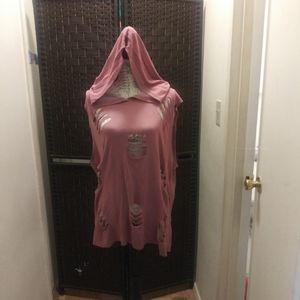 Hooded pink sleeveless shirts